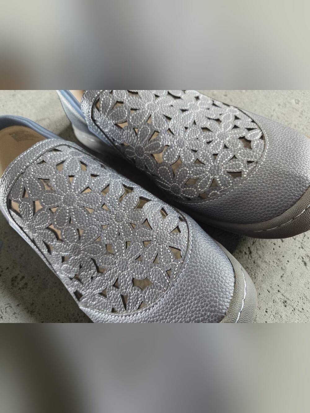 CUTE Women’s JBU By Jambu Wildflower Moc Flower Cut-Out Slip on Shoes SZ. 9 - Picture 10 of 12